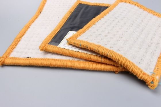 Hoge treksterkte Bentoniet geosynthetische klei voering voor eenvoudige en korte duur bouw