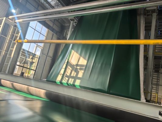 Zwart-groen dubbelkleurig HDPE-geomembraan De superieure oplossing voor waterdichte prestaties in chemische omgevingen