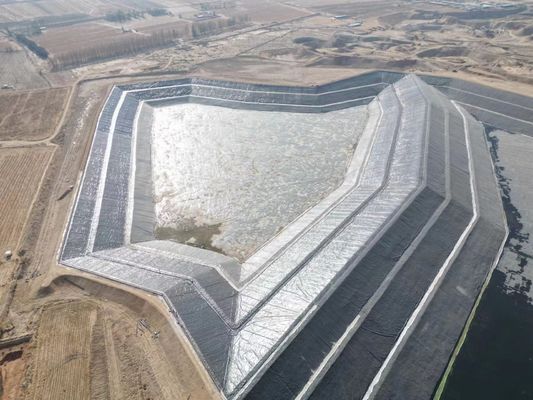 Uitstekend chemisch bestand HDPE-geomembraan voor effectieve lekbestrijding in milieutechnische toepassingen