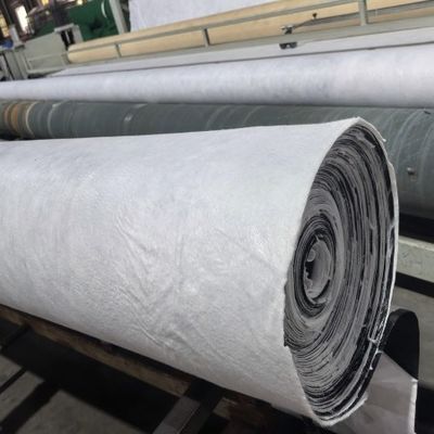 Geomembrane met hoge treksterkte, samengesteld met geotextiel PE-film en EVA-lasinstallatie