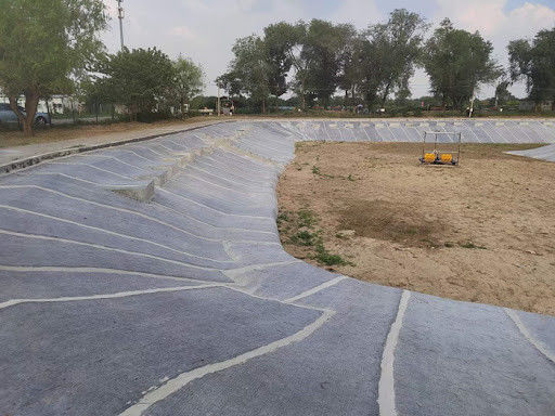 Corrosiebestendige cementdeken voor industriële afvoergoten - 4m breedte heavy-duty liner