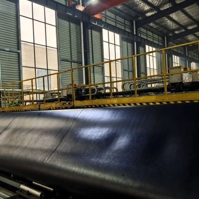 Gemakkelijke constructie Textuurde helling antisslip geomembraan 1,0 mm-2,5 mm voor afvalbewaking