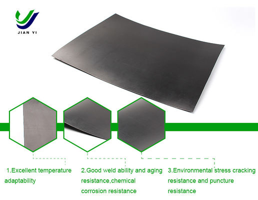 Uitstekende chemische weerstand HDPE-geomembraan voor installatie van warmweld met wig in damprojecten met glansregeling