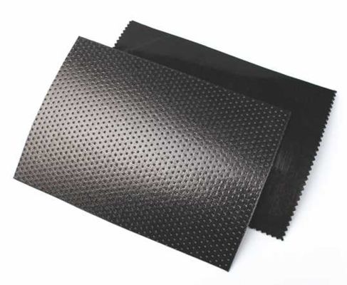 HDPE-kolompunctgeomembraan met een-/dubbelgeweven oppervlakken voor verbeterde hellingsstabiliteit en superieure anti-slipprestaties
