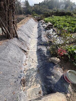 Hoogsterke vezelversterkte cementdek met flexibel geotextielsubstraat voor weg- en spoorwegtechniek - breedte 4 m