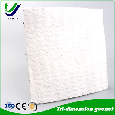 UV- en chemiebestendige 3D-compositieve drainage netten met een hoge treksterkte ≥ 16kN/m voor ondergrondse en tuindrainage